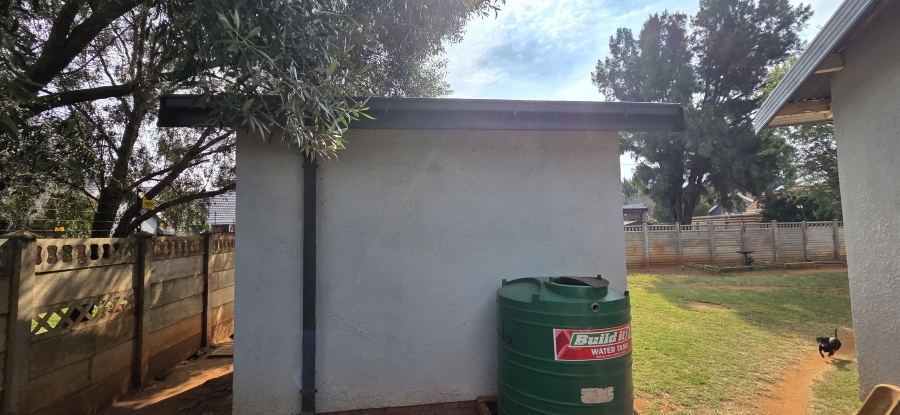 4 Bedroom Property for Sale in Carters Glen Northern Cape